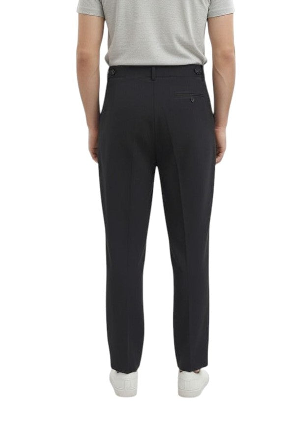 Experience all-day comfort with this premium cotton trouser. This durable straight fit trouser is breathable and perfect for transitioning from work to evening wear.