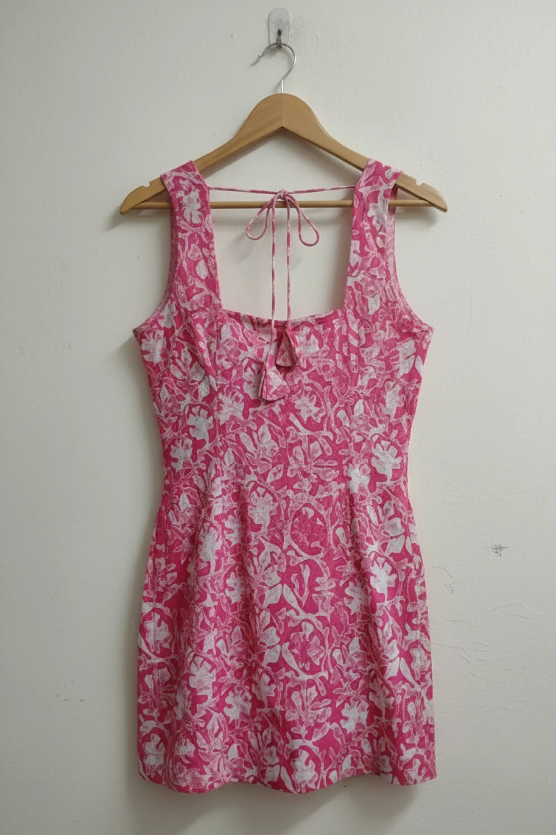 Cotton short kurti for women, beautiful pink cotton kurti, short kurti with back dori, perfect short kurti for jeans