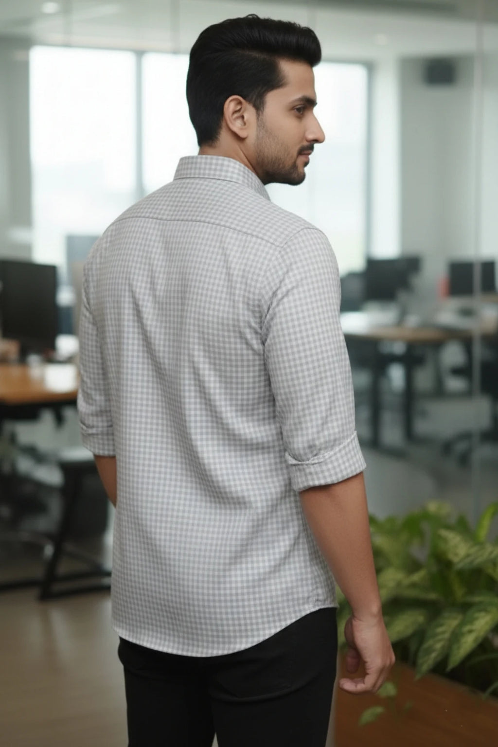 Look sharp in this grey check shirt for men. A refined formal shirt for men that combines a professional look with a comfortable full sleeve shirt fit.