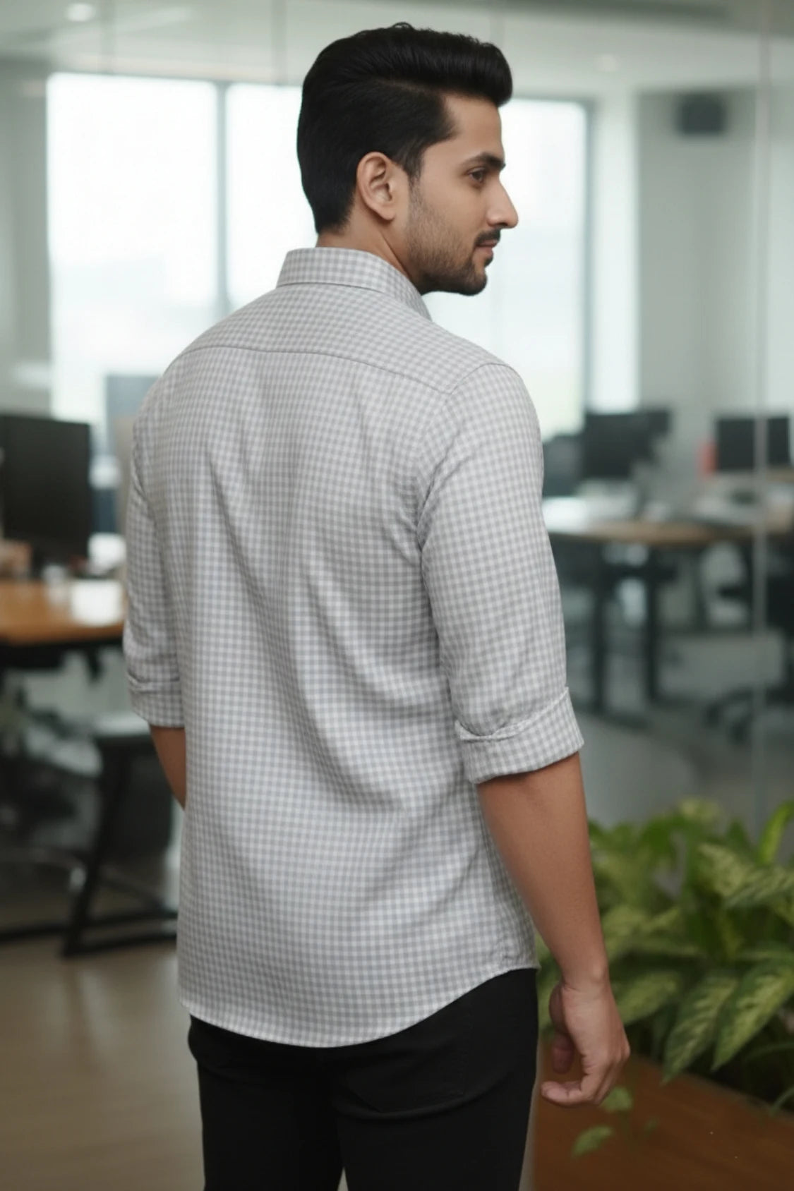 Look sharp in this grey check shirt for men. A refined formal shirt for men that combines a professional look with a comfortable full sleeve shirt fit.