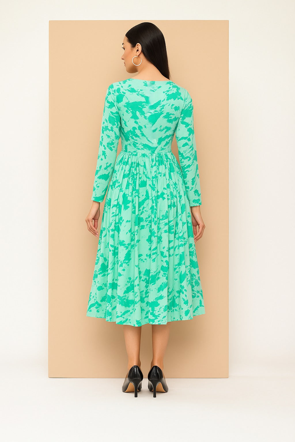 Light Green Printed A-Line Midi Dress with Long Sleeves