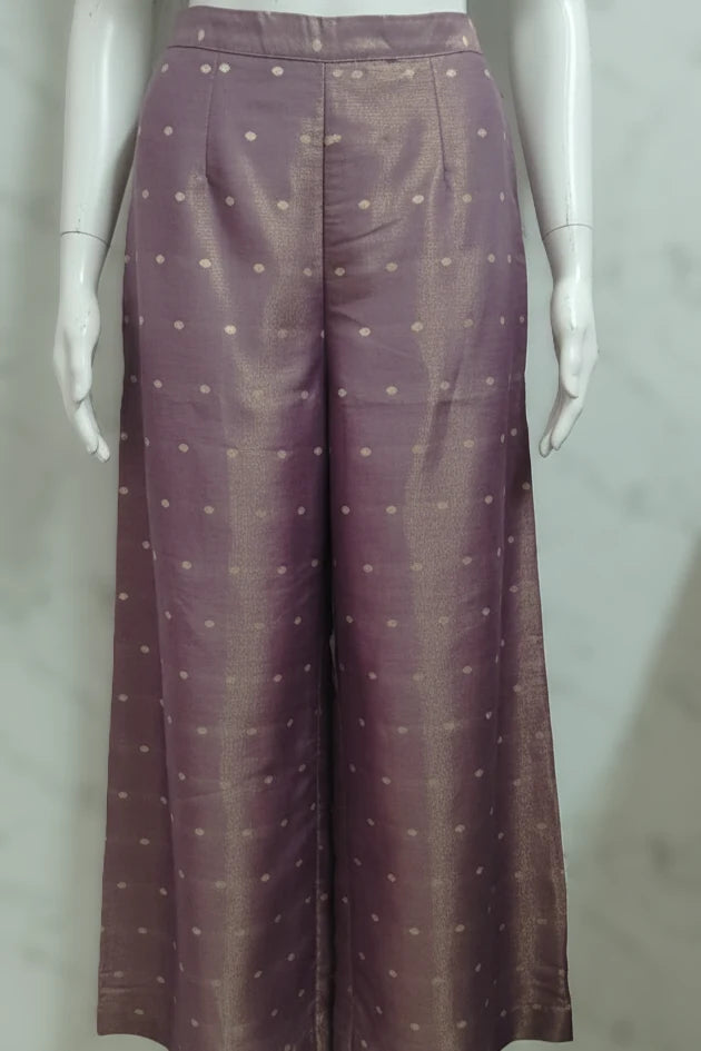 Elegant kurta palazzo set for women featuring a purple full sleeve kurti with scoop neck. This long kurta dress showcases a modern kurta dizain new and korta dijain, perfect as a stylish kurti and palazzo set or plazo set for women.