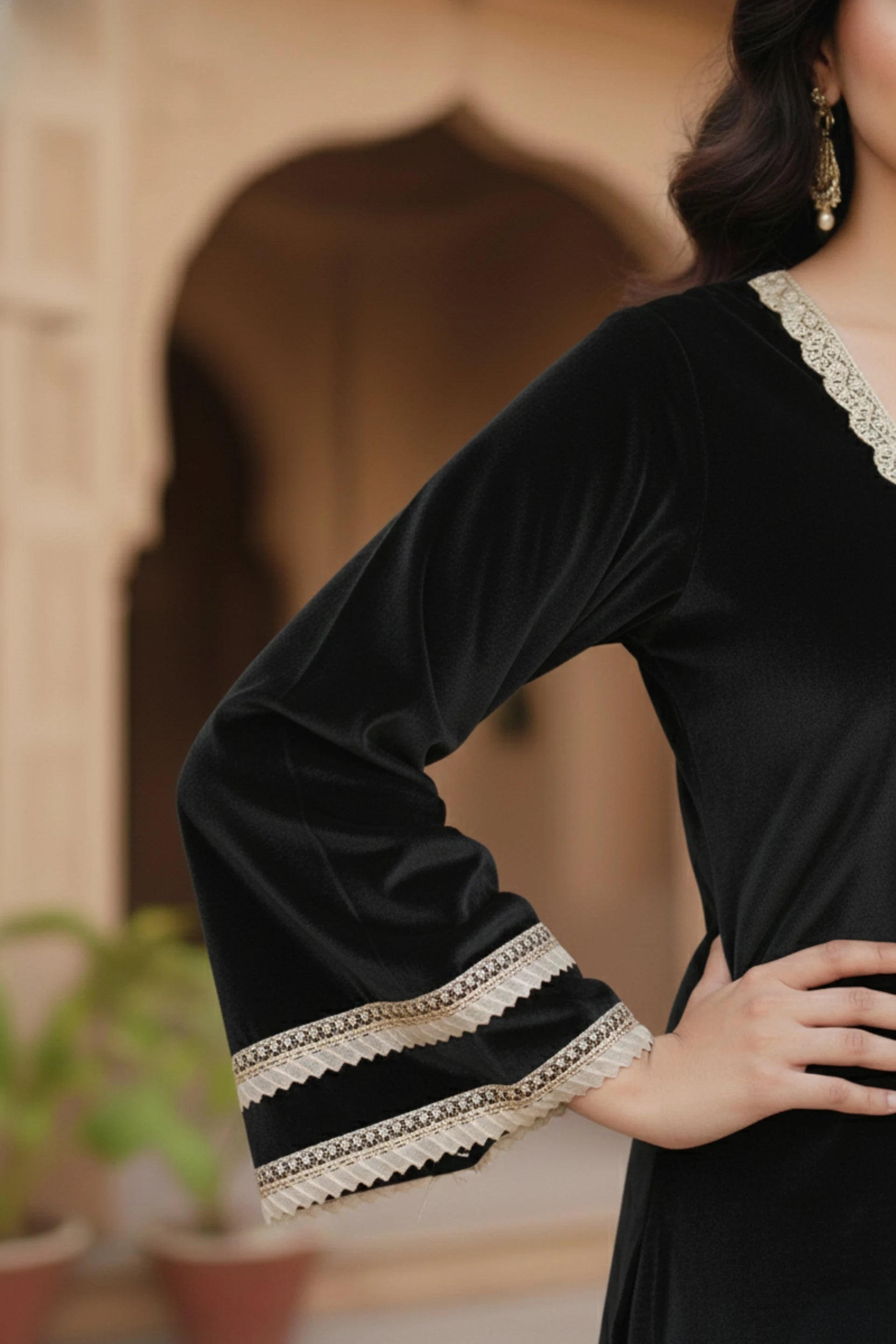 Women velvet kurta palazzo set, party wear kurta pant set for women, festive ethnic suit set