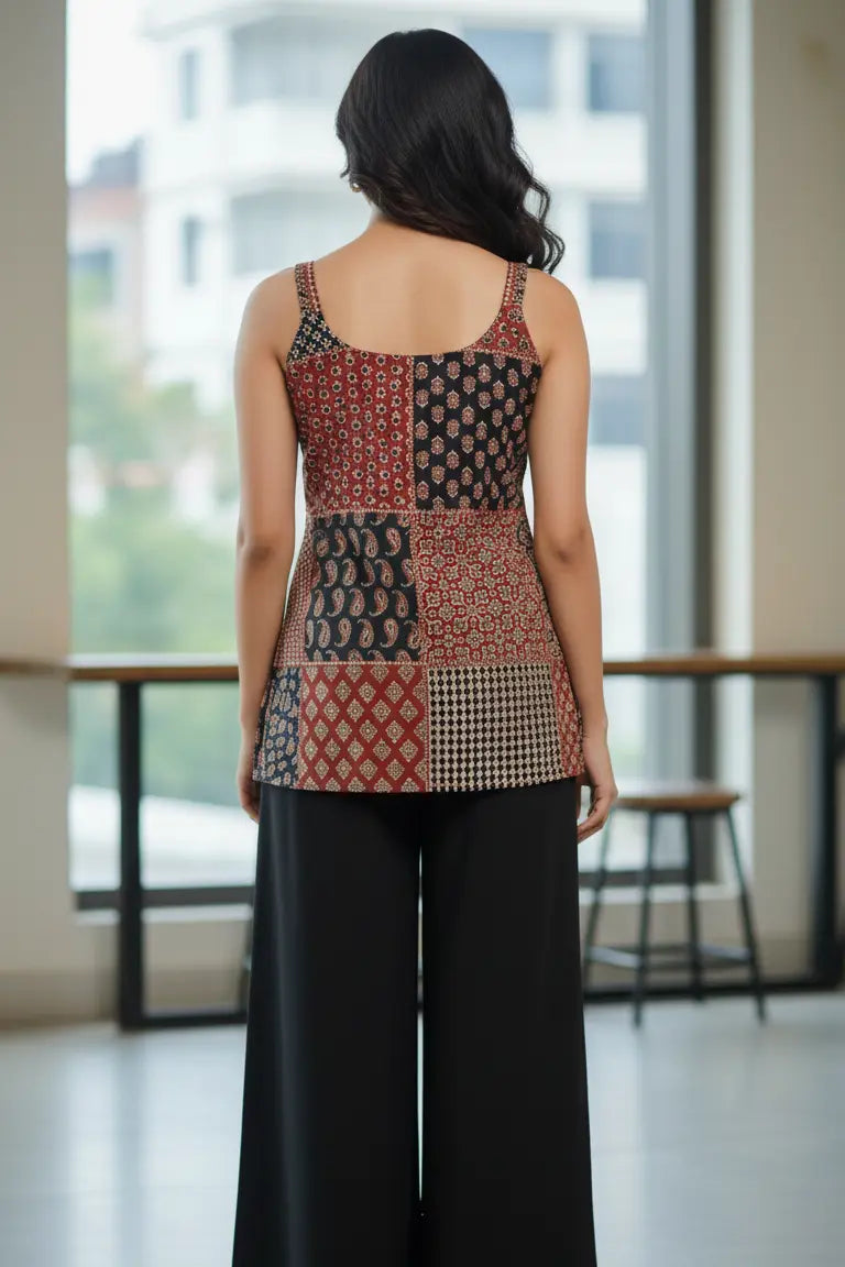 Beautiful jaipuri kurti made from soft cotton jaipur kurti fabric, designed as a stylish sleeveless kurti for everyday wear. This short kurti for women features a traditional print and works perfectly as a short kurti for jeans, making it a comfortable and trendy cotton kurti option.