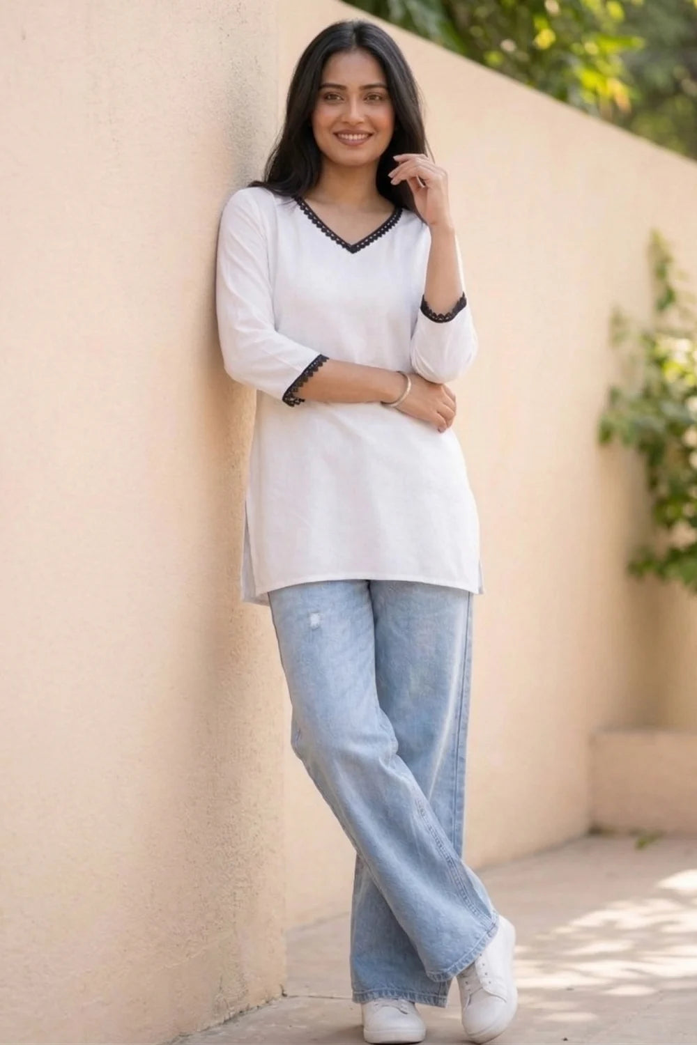 White Short V-Neck Kurti