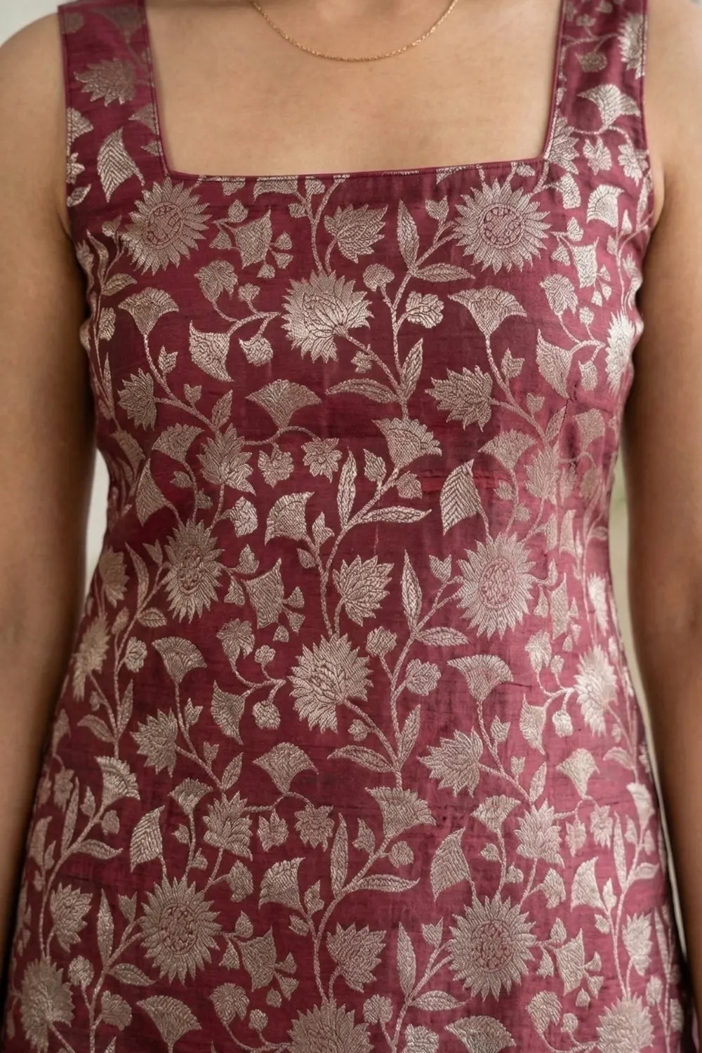 Maroon Floral Sleeveless Kurti