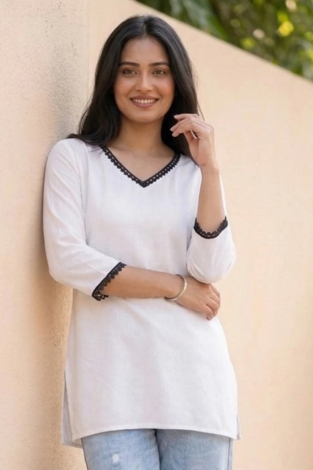 White Short V-Neck Kurti