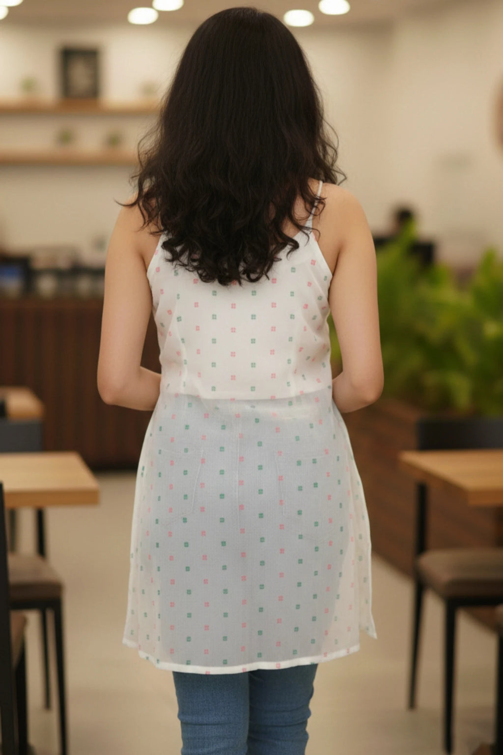 White crepe short sleeveless kurti for women, new design stylish short kurti